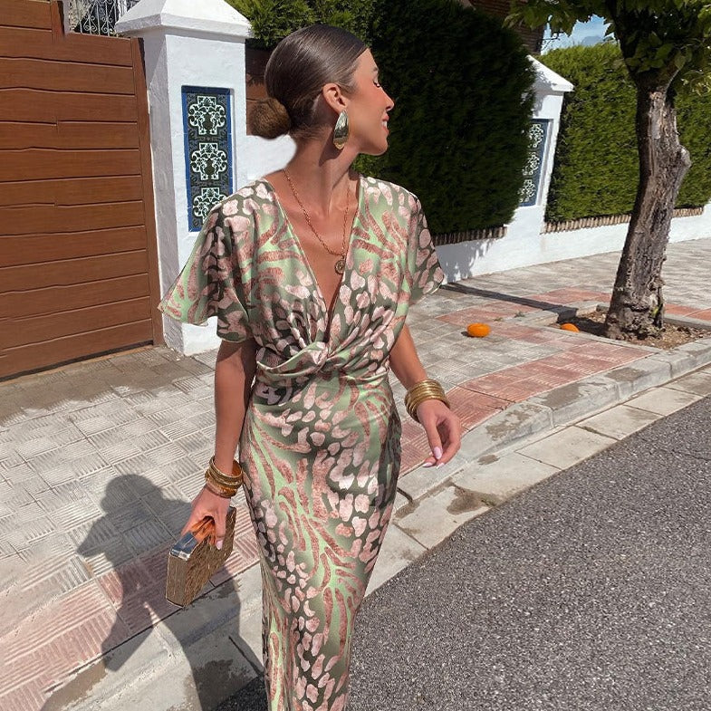 Naomi | Twisted V-Neck Maxi Dress